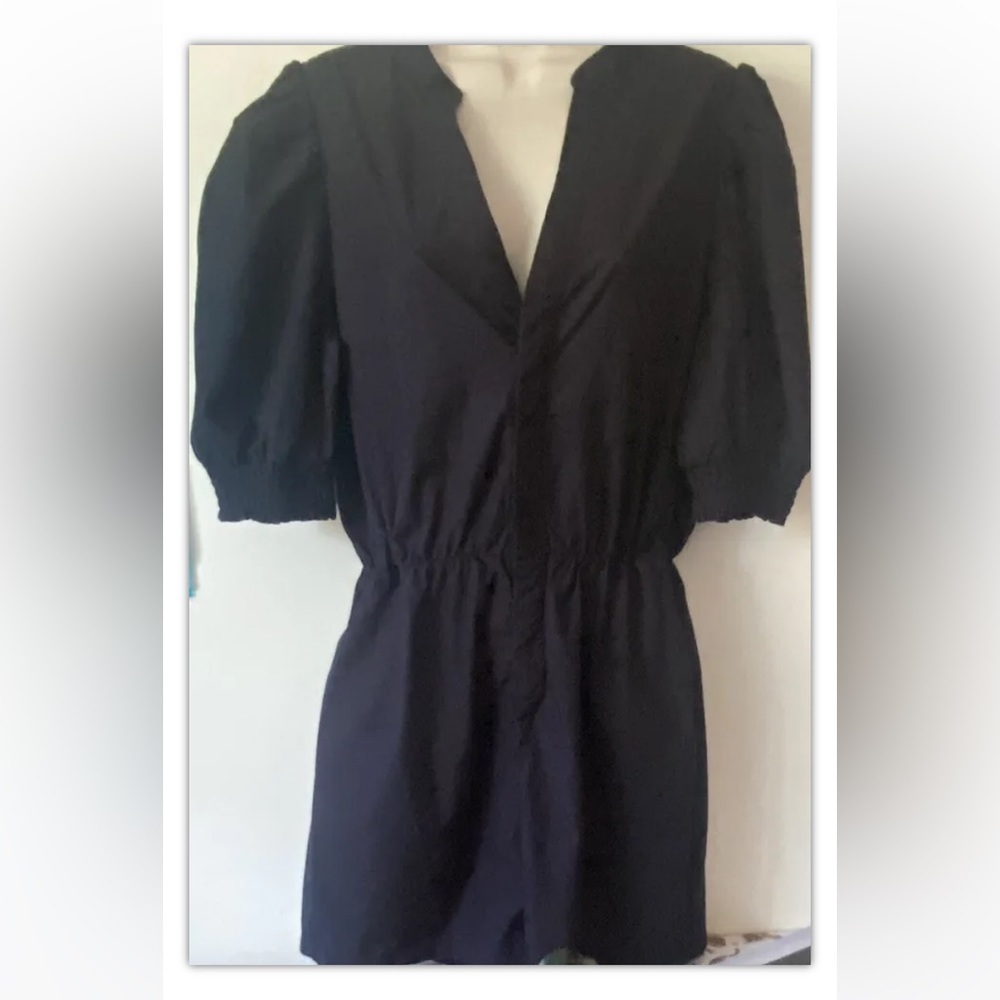 Justfab Women’s Romper Shorts XL Black Button Down V-Neck Elastic Waist Puff Slv